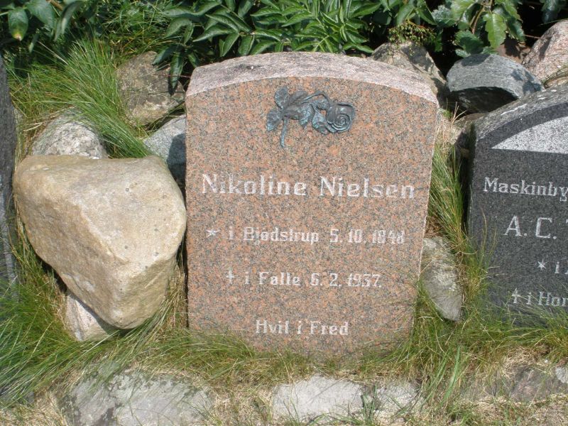 Nikoline Nielsen.JPG